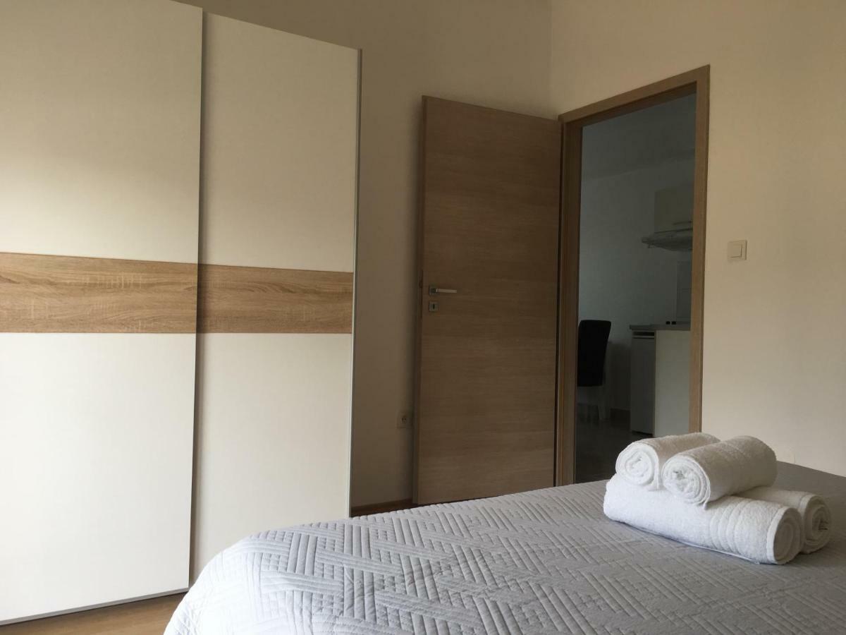 Apartments Granzola Sukošan Екстериор снимка